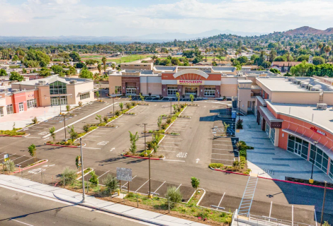 $4,700,000 Bridge Loan to Refinance and Cash Out a Retail Center in Jurupa Valley, CA